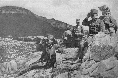 Kaiser Karl während der 11. Schlacht am Isonzo